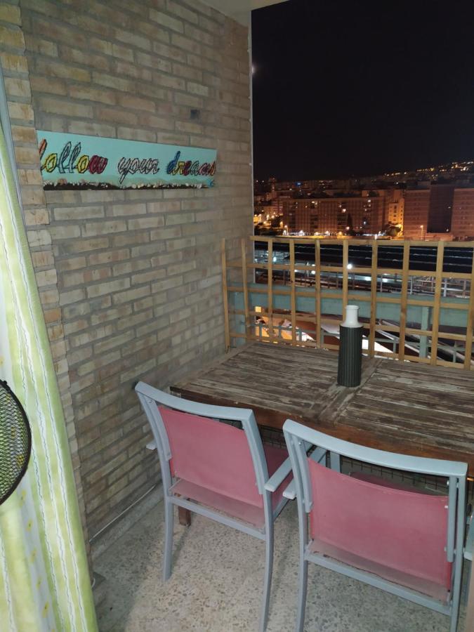 Habitacion Doble En Apartamento Compartido Dream In Malaga, Junto A Vialia Y Playa Exterior photo